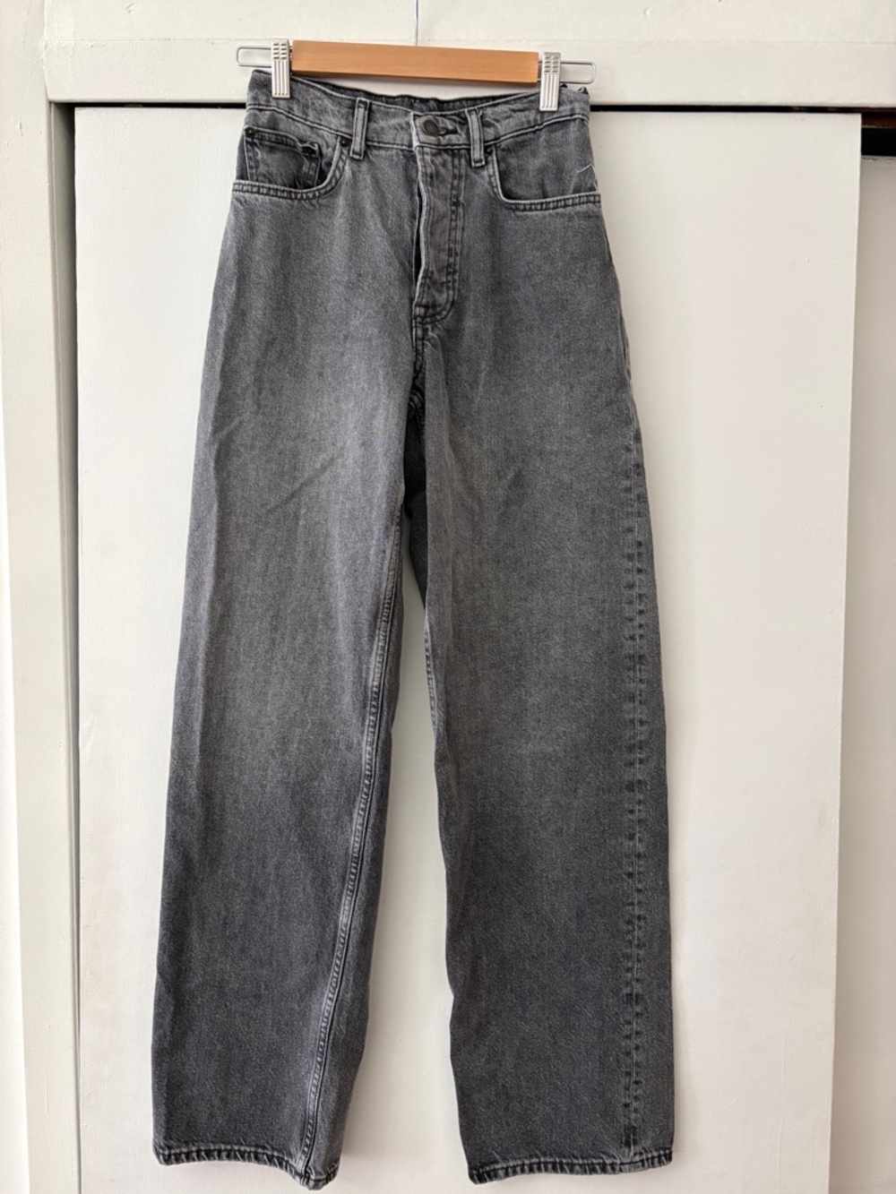 Zara High-Rise Wide Leg Jeans in Washed Gray